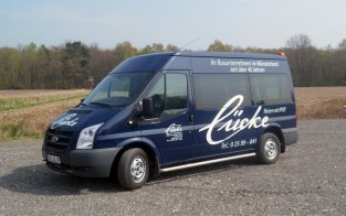 Ford Transit <p>für 8 Fahrgäste, Klimaanlage, Navigation, CD</p>